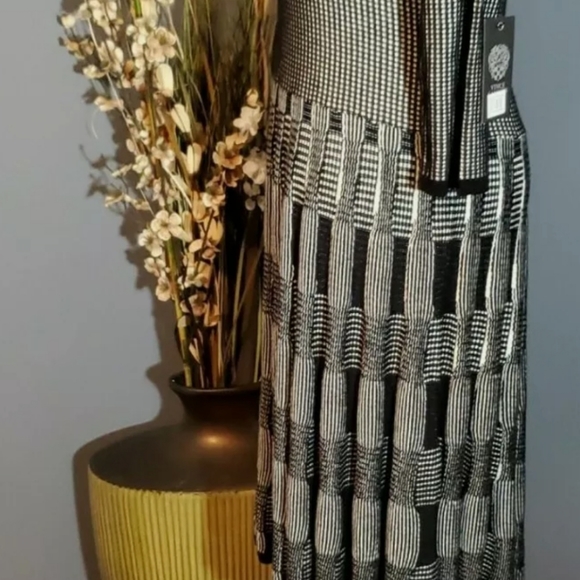 Vince Camuto Black/White plaid Sweater Dress NWT S - Picture 8 of 12